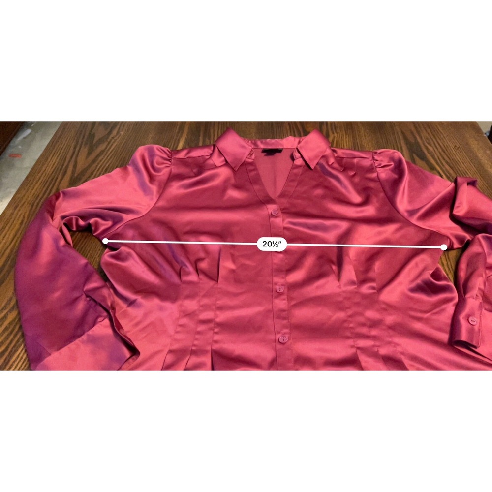 East 5th Women's Blouse PXL Button Down Long Sleeve Style Red Pleated  Front EUC - Picture 10 of 10
